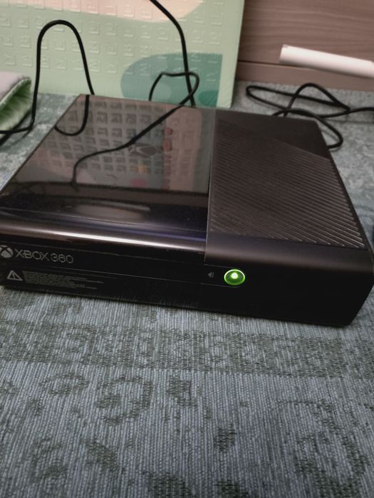 XBOX360 + 2 joystick+ kinetic nemodat