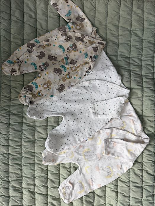 Комплект от 3бр. Ромпъри за новородено, размер 50-56