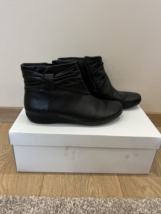 Дамски боти  ест. кожа Clarks 38