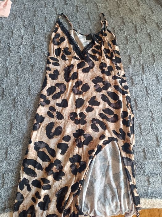 Женские вещи 40-42