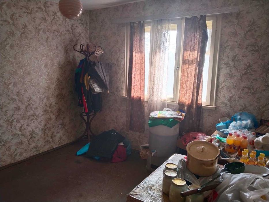 Масивна къща за постояно живеене Расник