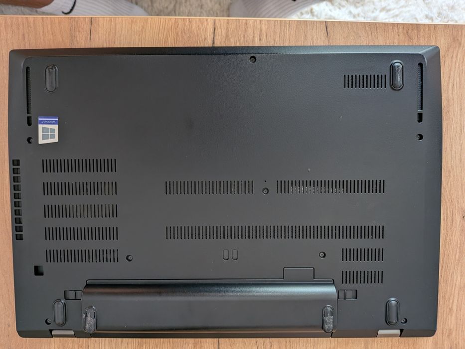 Лаптоп Lenovo T580