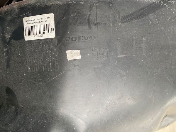 Carenaj stanga fata VOLVO XC70 2008-2016 31353951