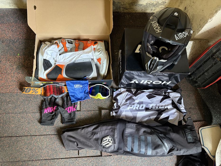 Ендуро Комплект (Gaerne SG-12 , Airoh , Alpinestars, Thor, 100%)