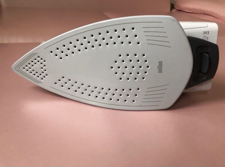 Продам Утюг TexStyle 7 BRAUN TS785ESTP