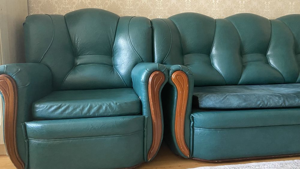 Кожаные диваны 3+2+1 (раскладной)