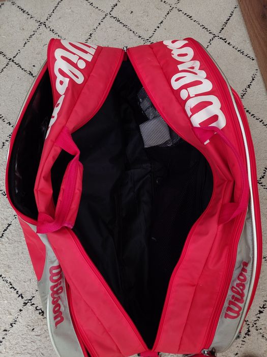 Vând geanta tenis/badminton Wilson k factor tour edition