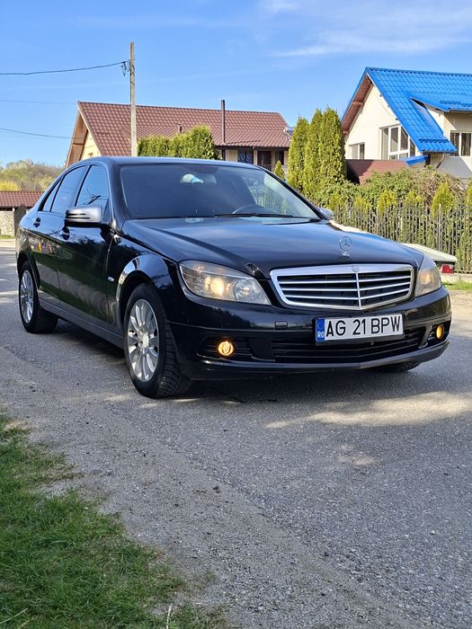 MERCEDES C200* W204* AN =16.10. 2008* Navigatie * Tempomat * 240 xxx KM REALI* Vopsea Originală * Fără Daune* Proprietar  * Certificat Fiscal PE LOC*