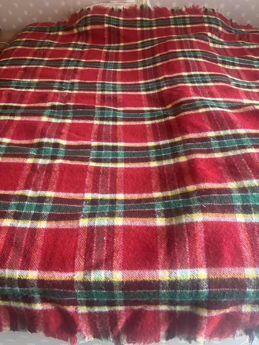 вълнени одеала 2.15 х 1.95  два броя