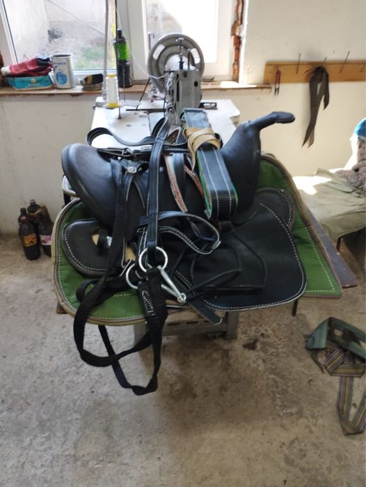 Продам седла