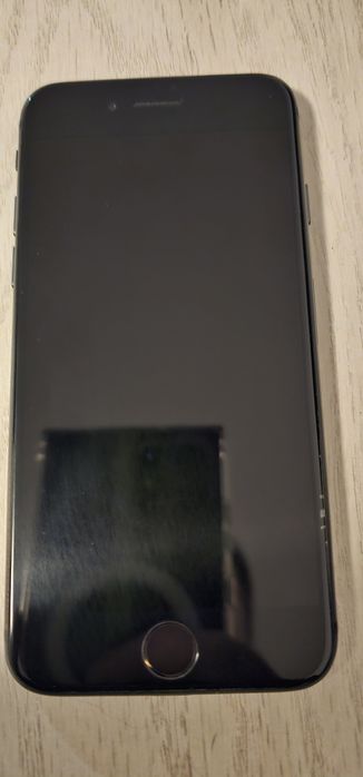 Iphone 8 6 97% baterie, 169 cicluri