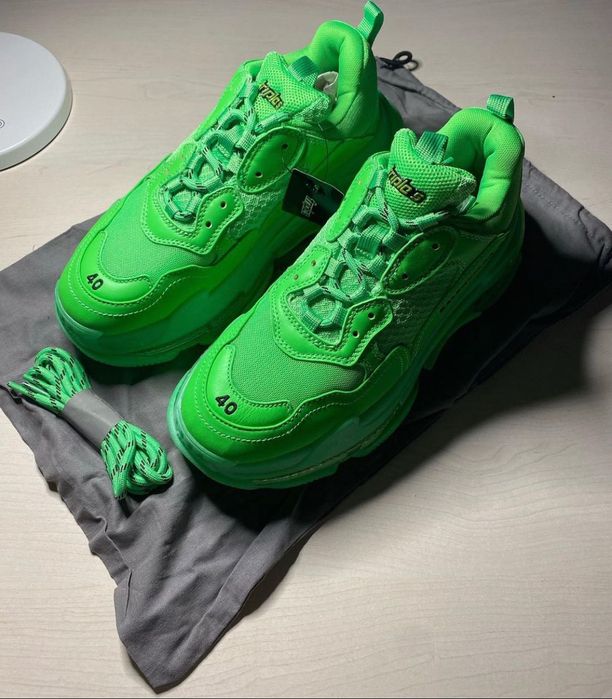 Balenciaga Triple S Neon