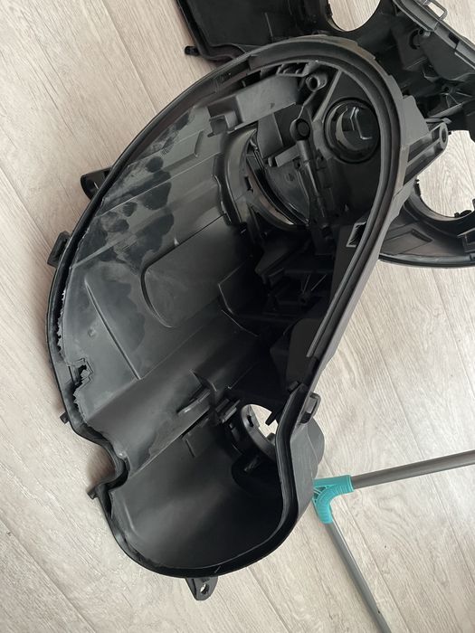 Корпус Фар на мерседес w211