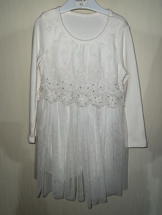 Платье нарядное