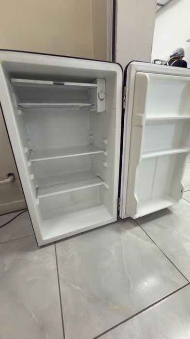 Холодильник сатылады жагдайы жаксы