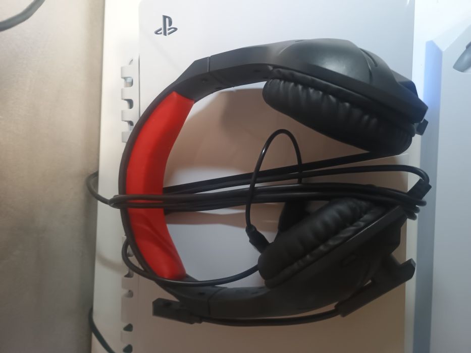 Vând PlayStation 5 slim digital edition