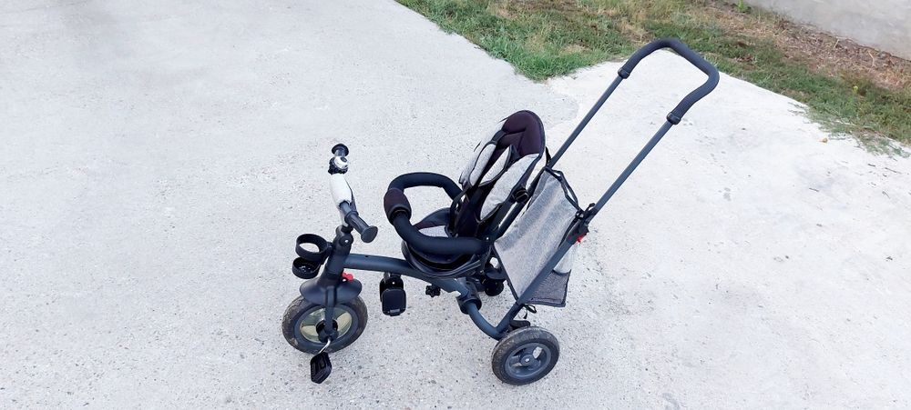 Vând tricicleta Lionelo Tris