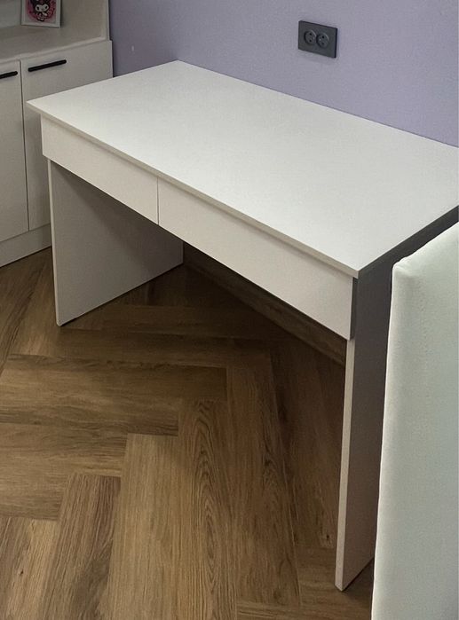 Продам письменный стол