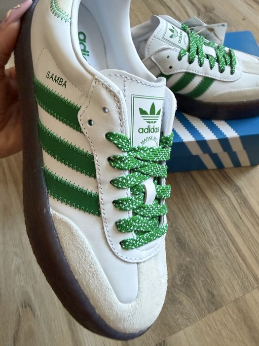 Оригинални нови кожени кецове Adidas Sambae ! 39,40 н