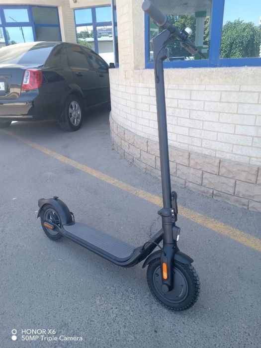 Самакат электронный