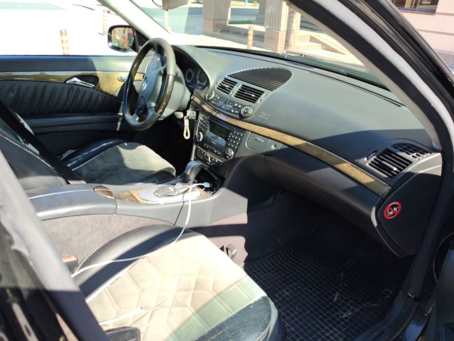 Продам Мерседес Бенс E 270