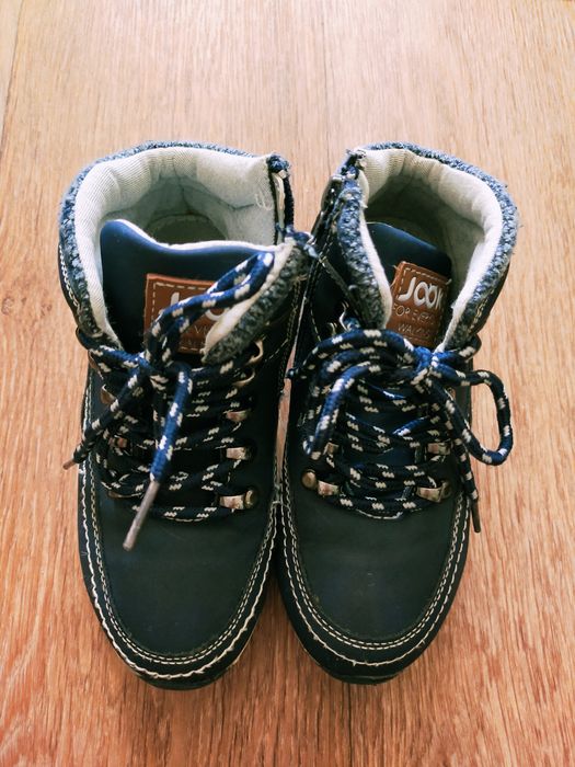 Кроссовки утеплённые 29 размер