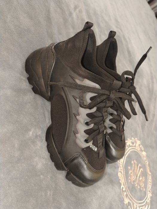 Женские кроссовки чёрный