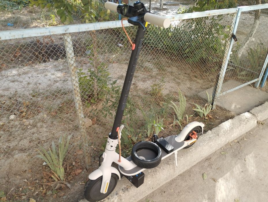 Электросамокат Mi Electric Scooter 3