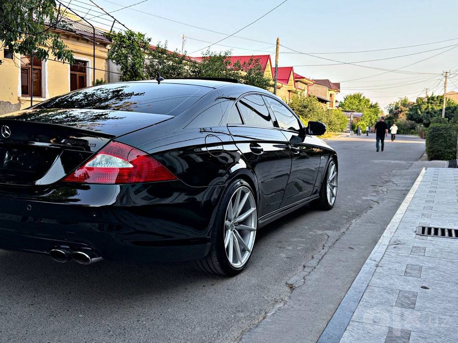Mercedes CLS 63 AMG Body Kit V8 Состаяние Зор