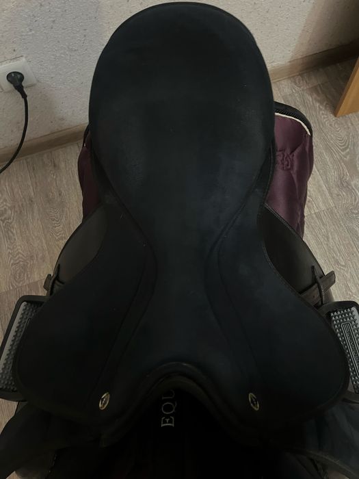 Седло для лошади