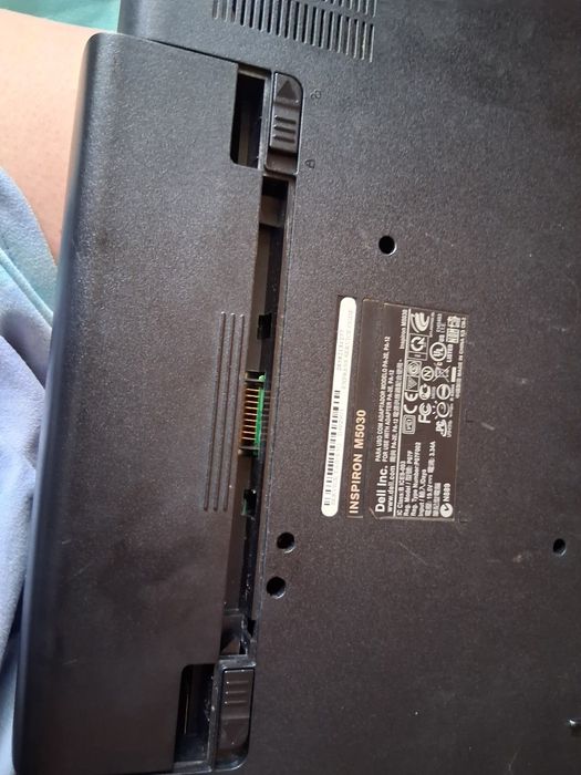 Laptop Dell defect