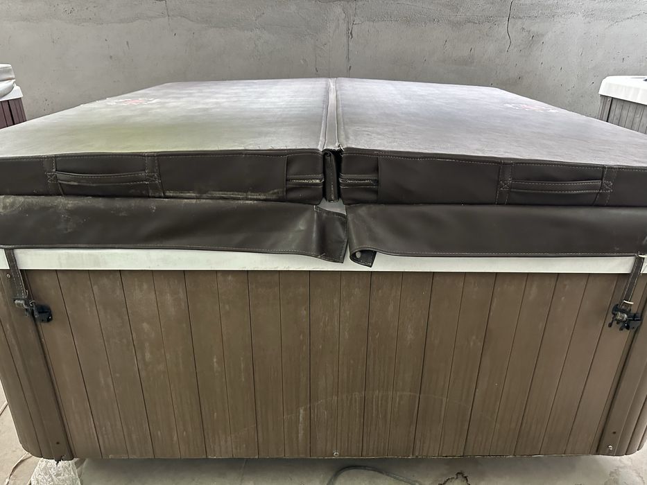 Джакузи градинско 5 места ,  86 джета покривало 2 метра
