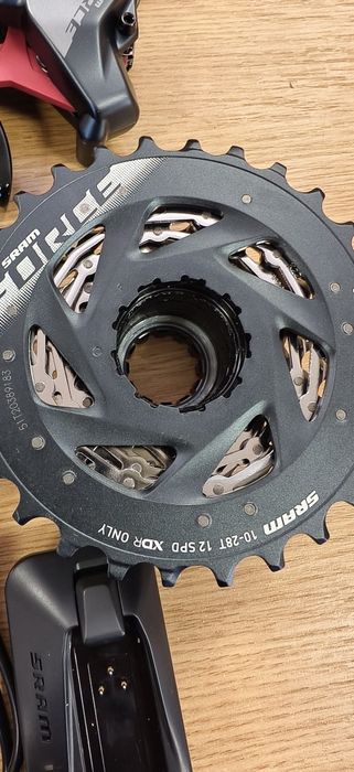 НОВИ Касети SRAM Force,RED AXS XG-1270 и 1290 12sp 10-28T