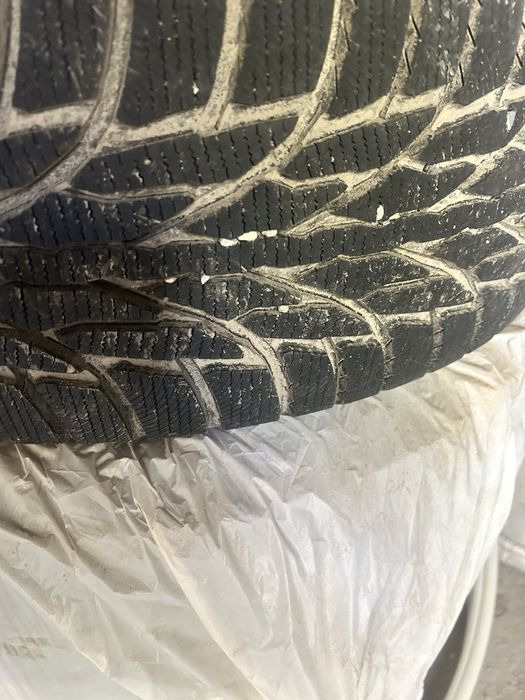 Продам зимние шины