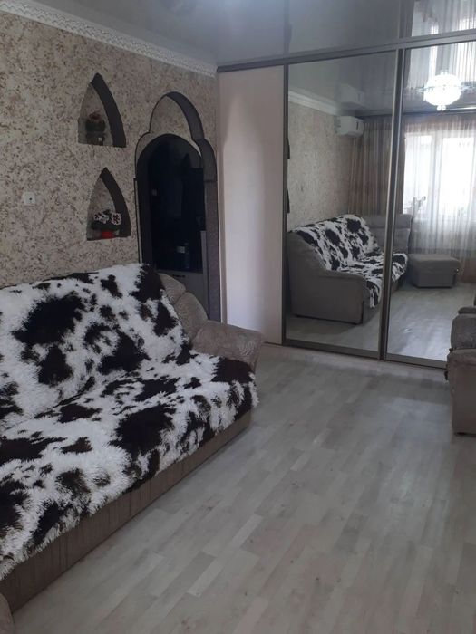 Продам квартиру,в центре города, на 3 этаже,  чистая и уютная
