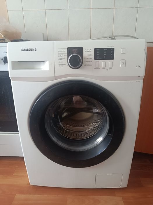 Срочно продам стиральную машину Samsung