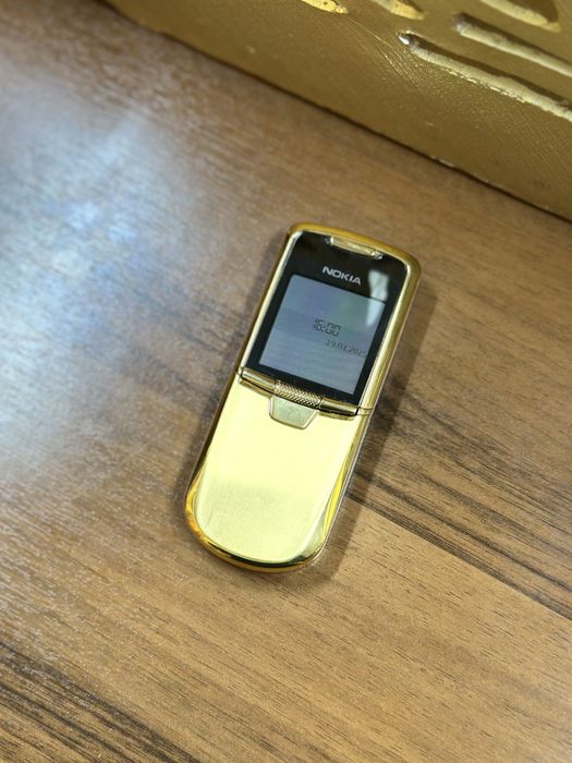 Nokia 8800 gold