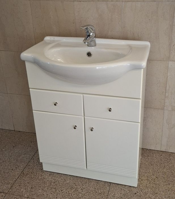 Chiuveta completă  2 bucăți măsuri diferite  ambele la 800lei