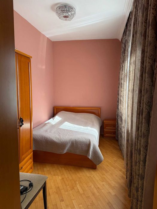 Продава се Четиристаен апартамент в София, Иван Вазов - 128 кв.м за 2729 €/кв.м - Снимка #2