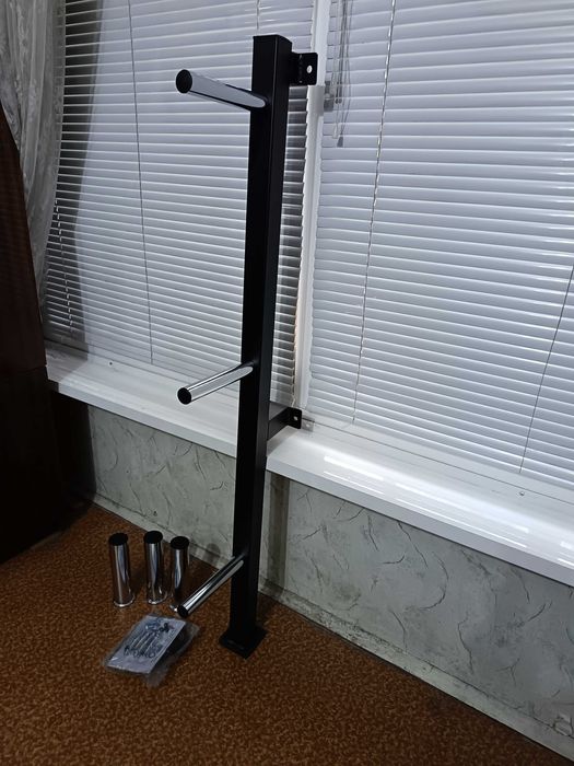 Продавам стойка за тежести ф30 +ф50