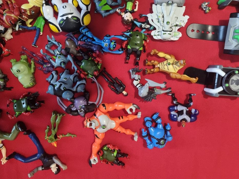 figurine ceasuri ben 10 colectie etc  iasi