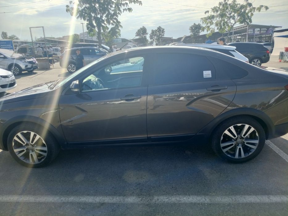 Lada vesta cross
