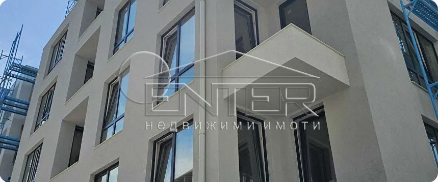 Продава се Двустаен апартамент в Варна, Левски - 93 кв.м за 1293 €/кв.м - Снимка #4