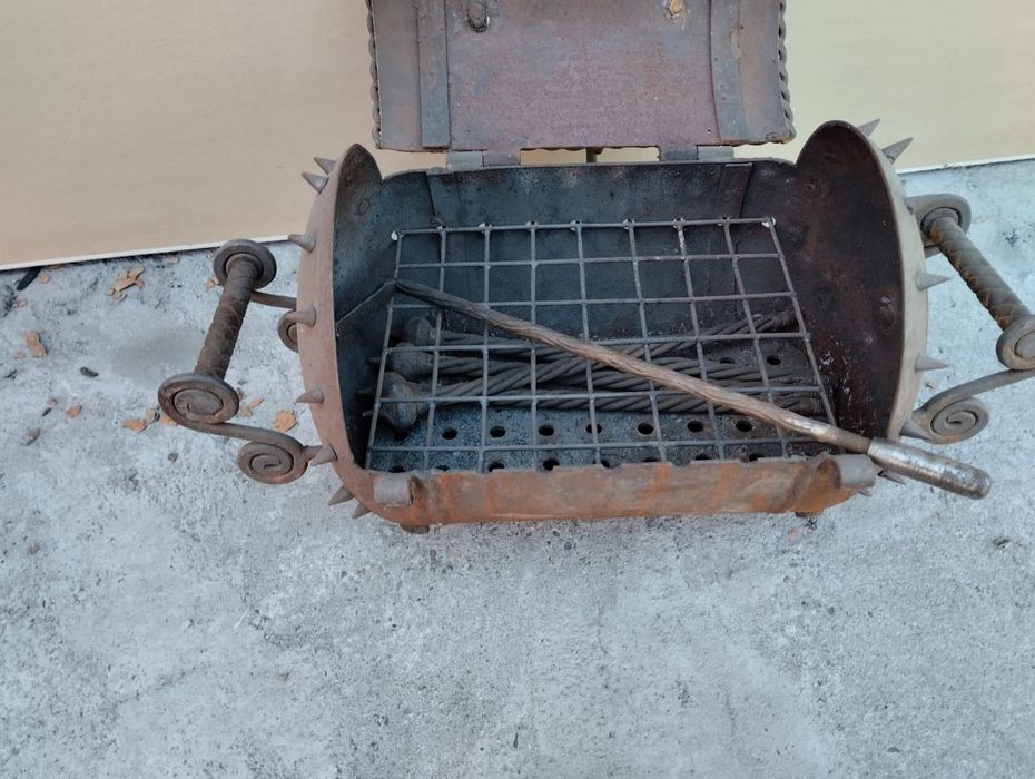 Мангал металлический