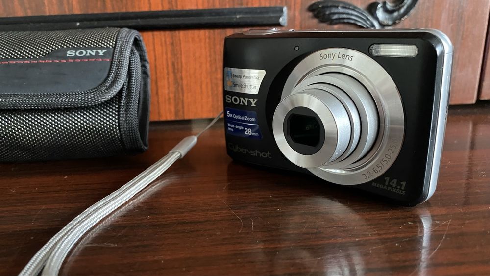 Фотоапарат  SONY