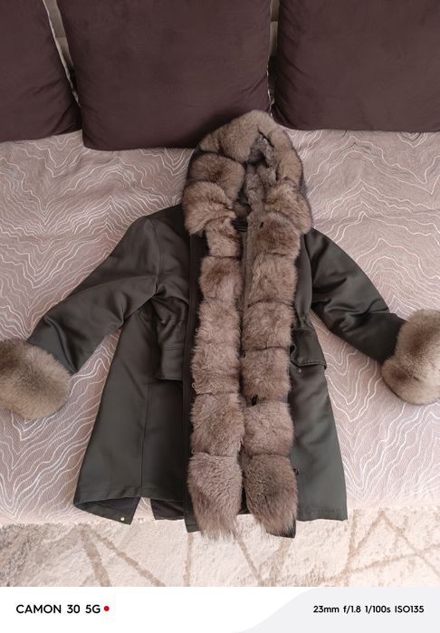 Продам парку  продам