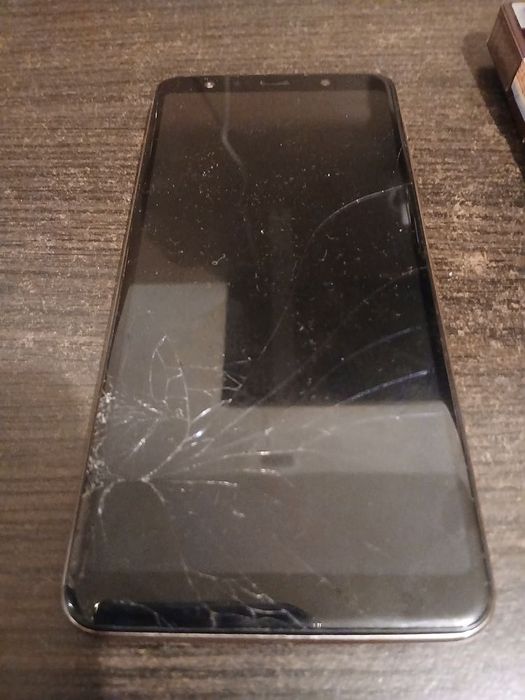 De vânzare telefon Samsung A7