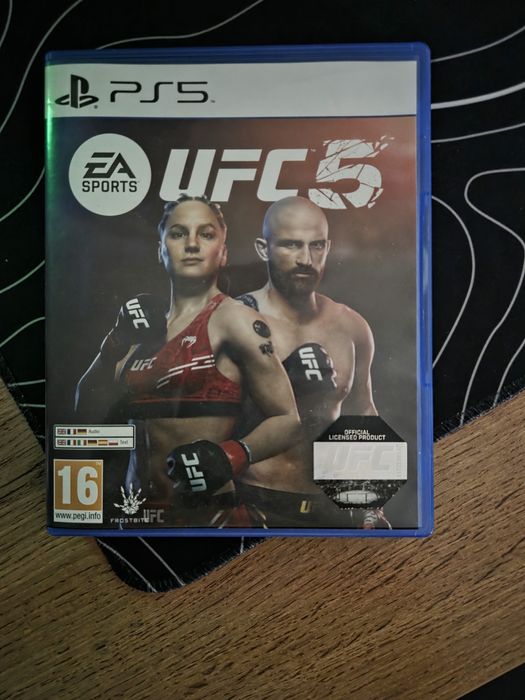 UFC5 PS5 диск в идеале