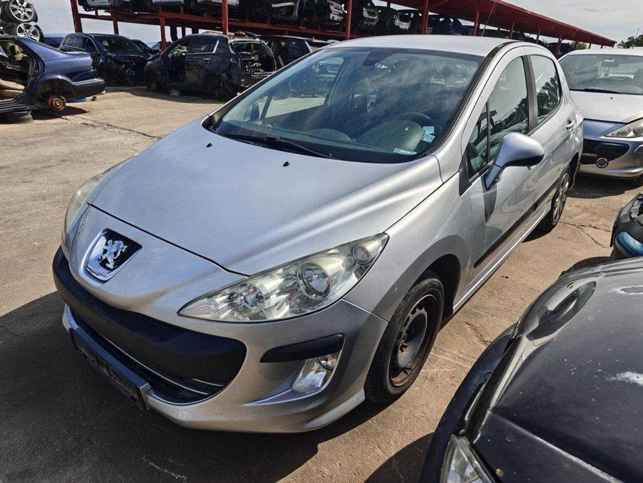 Пежо 308 / Peugeot 308 1.6 бензин