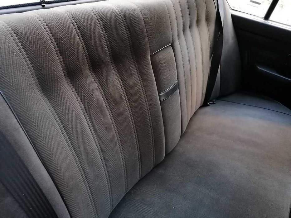 BMW 524tdа E28, 1983г, цялата кола за части, 2000лв. Намира се в София